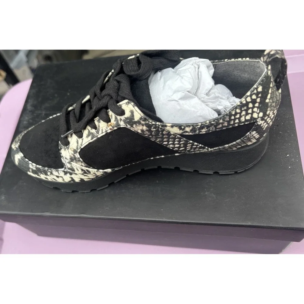 NEW G.I.L.I. Women's GI-Janna‎ Black Snake Print Exotic Lace Up Sneakers Coffee